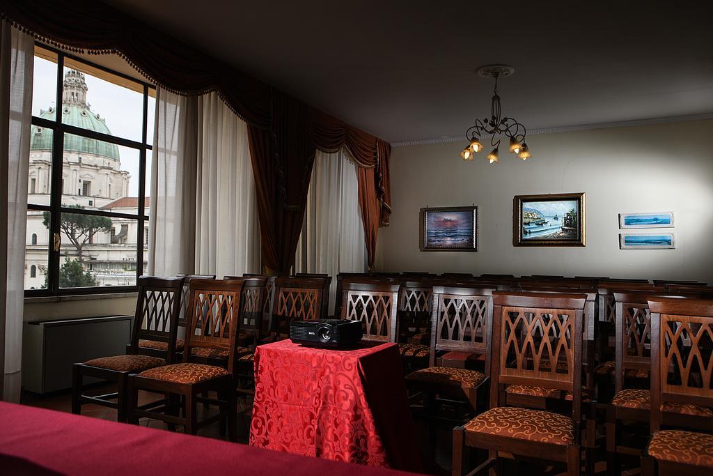 Grand Hotel Capodimonte نابولي المظهر الخارجي الصورة
